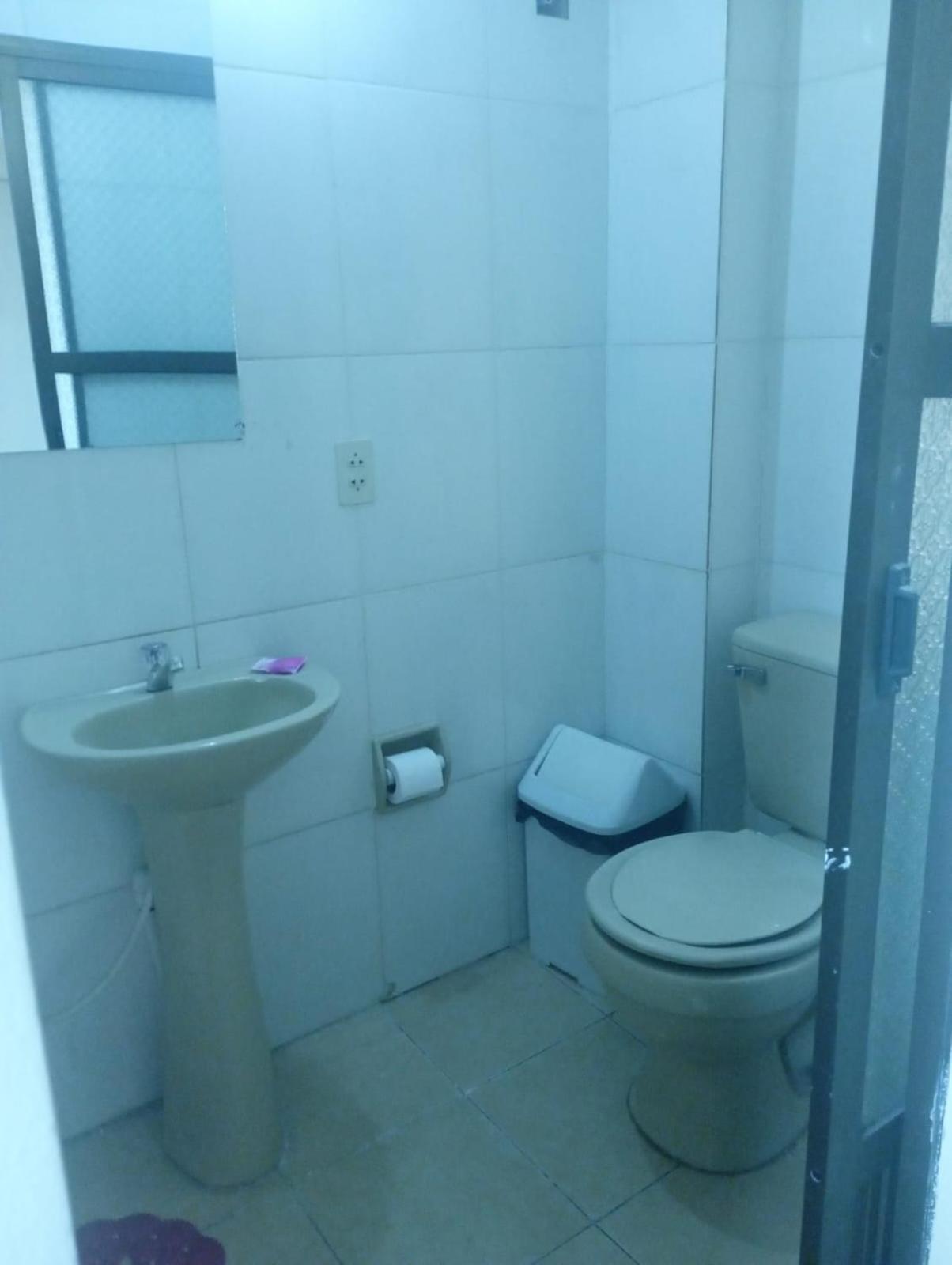 Hostal La Realeza Potosi Bagian luar foto